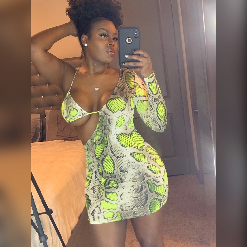 New Snake Print Neon Green
